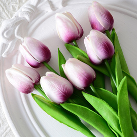 Sztuczny tulipan 34 cm biało-fioletowy