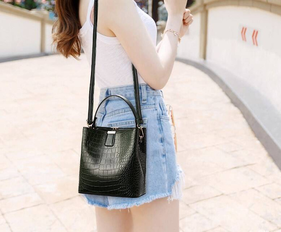 Torebka worek brązowa